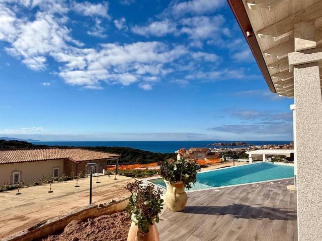Villa Indipendente in vendita a Trinità d'Agultu e Vignola, Sardigna/Sardegna