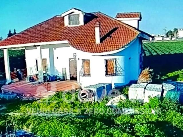 Villa Indipendente in vendita a Puglia, Barletta-andria-trani