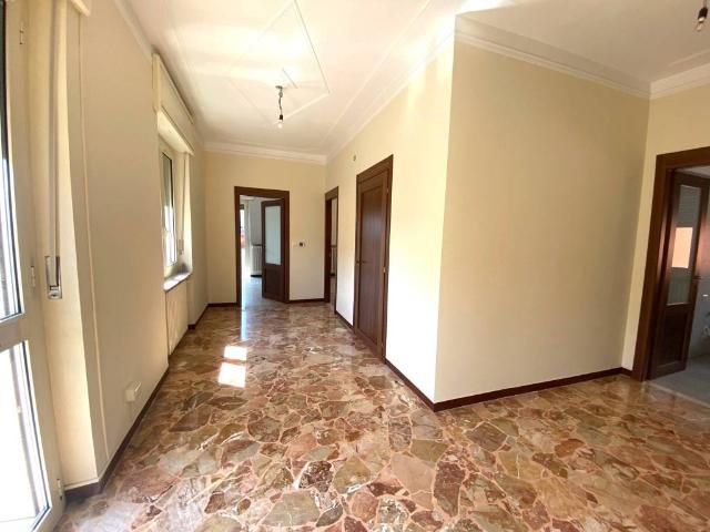 Villa Indipendente in vendita a Piemonte, Vercelli