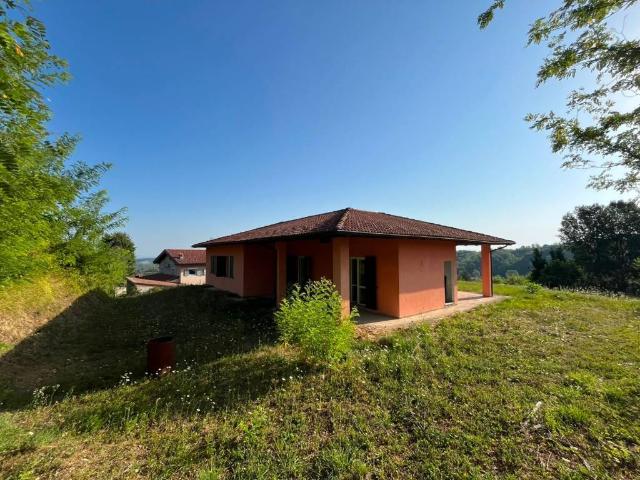 Villa Indipendente in vendita a Piemonte, Alessandria