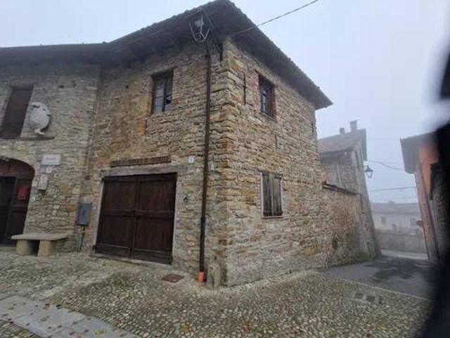 Villa Indipendente in vendita a Piemonte, Alessandria