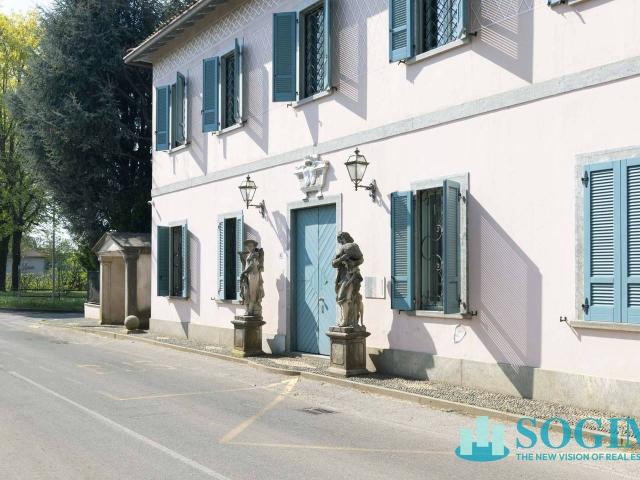 Villa Indipendente in vendita a Triuggio, Lombardia