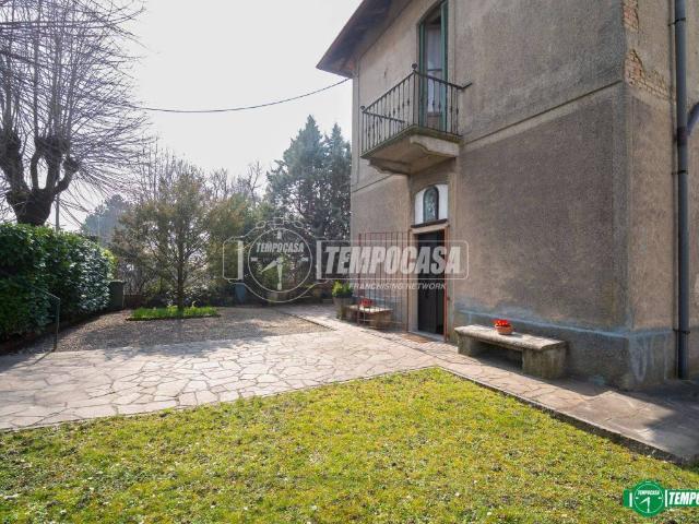 Villa Indipendente in vendita a Rancate, Triuggio