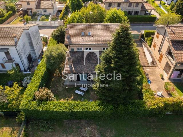 Villa Indipendente in vendita a Triuggio, Lombardia