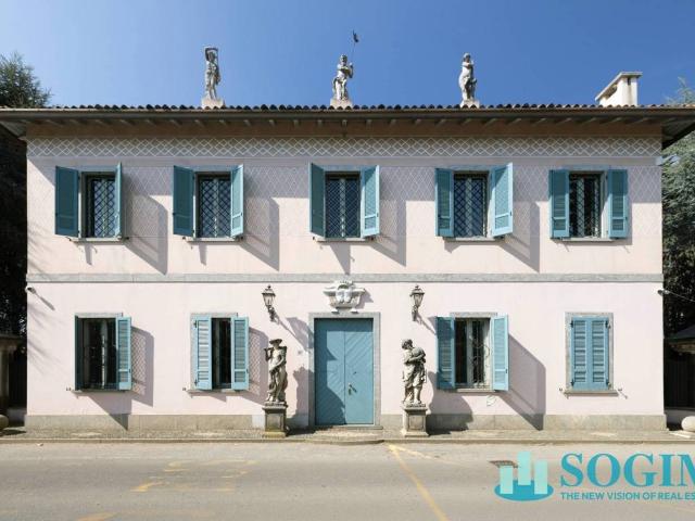 Villa Indipendente in vendita a Triuggio, Lombardia