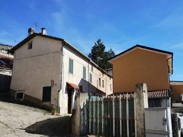 Villa Indipendente in vendita a Trivigliano, Lazio