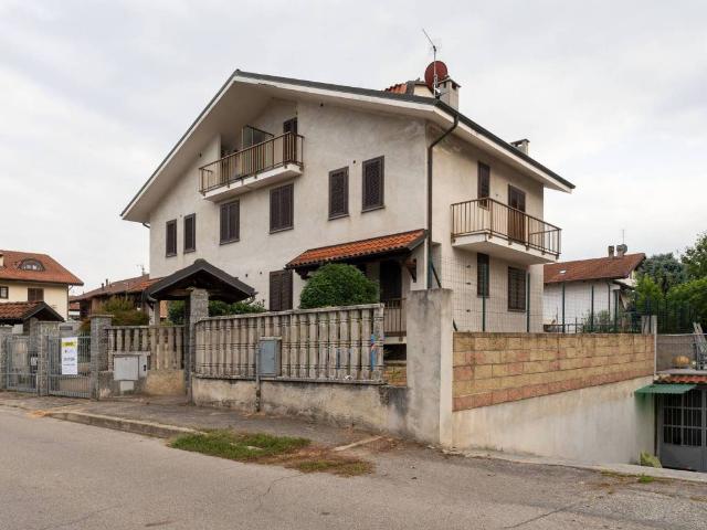 Villa Indipendente in vendita a Valle Sauglio, Trofarello