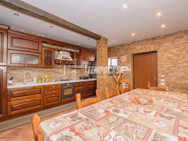Villa Indipendente in vendita a Tromello, Lombardia