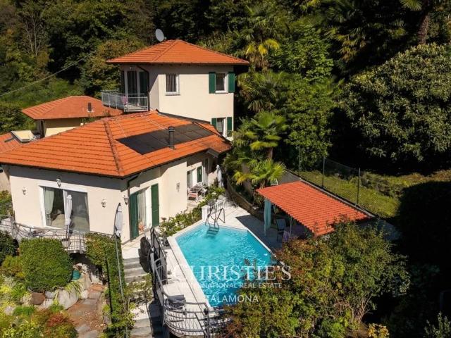 Villa Indipendente in vendita a Comunità Montana Valli del Verbano, Tronzano Lago Maggiore