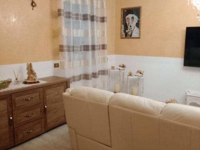Villa Indipendente in vendita a Piemonte, Vercelli