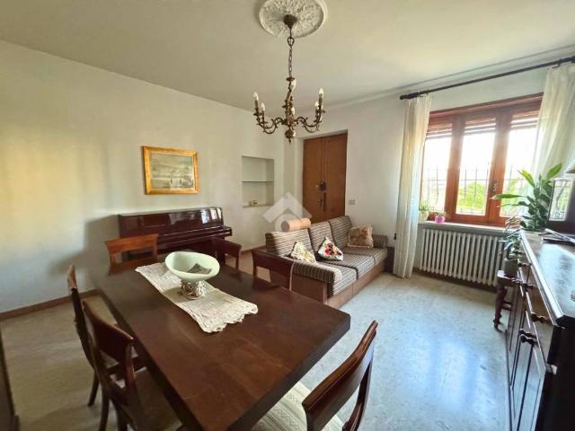Villa Indipendente in vendita a Tronzano Vercellese, Vercelli