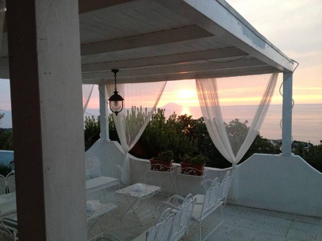 Villa Indipendente in vendita a Calabria, Vibo Valentia