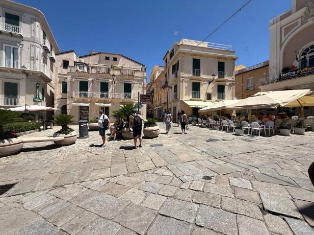 Villa Indipendente in vendita a Contrada Carmine, Calabria