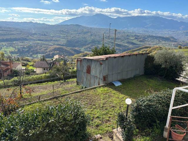 Villa Indipendente in vendita a Tufo, Campania