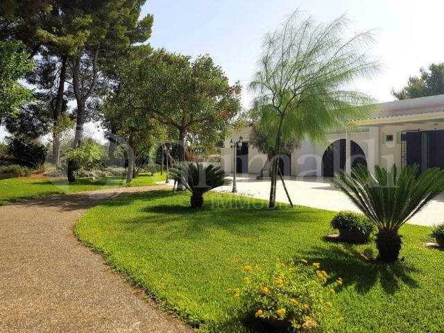 Villa Indipendente in vendita a Puglia, Lecce