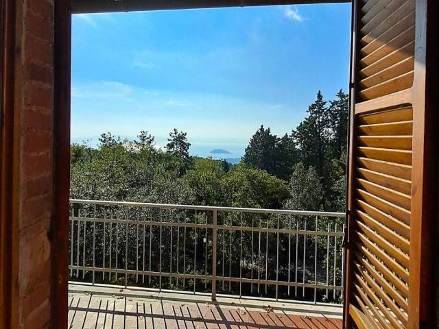 Villa Indipendente in vendita a La Cima, Tuoro Sul Trasimeno