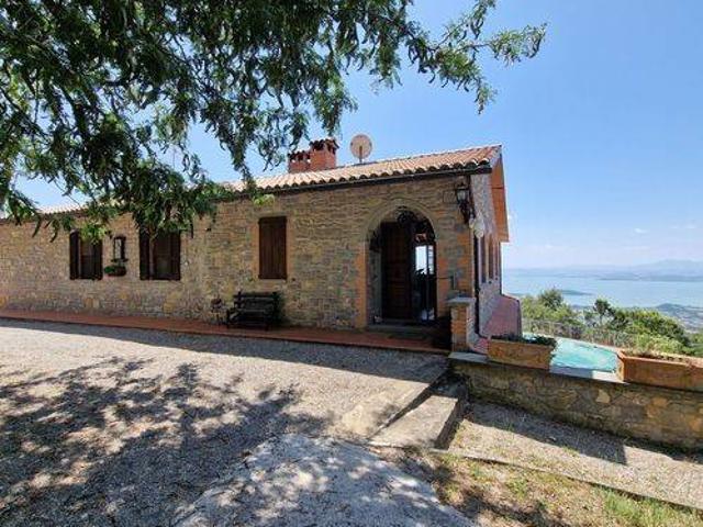 Villa Indipendente in vendita a La Cima, Tuoro Sul Trasimeno