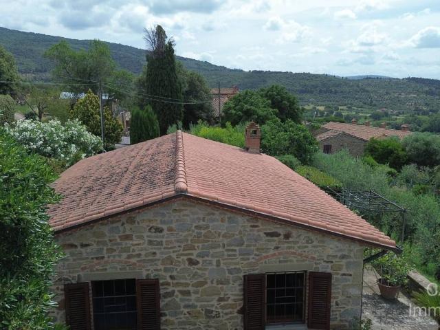 Villa Indipendente in vendita a Tuoro Sul Trasimeno, Umbria