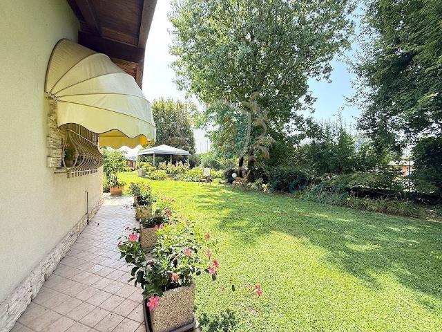 Villa Indipendente in vendita a Turano Lodigiano, Lombardia