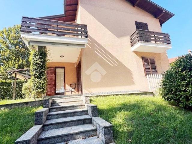 Villa Indipendente in vendita a Turate, Como