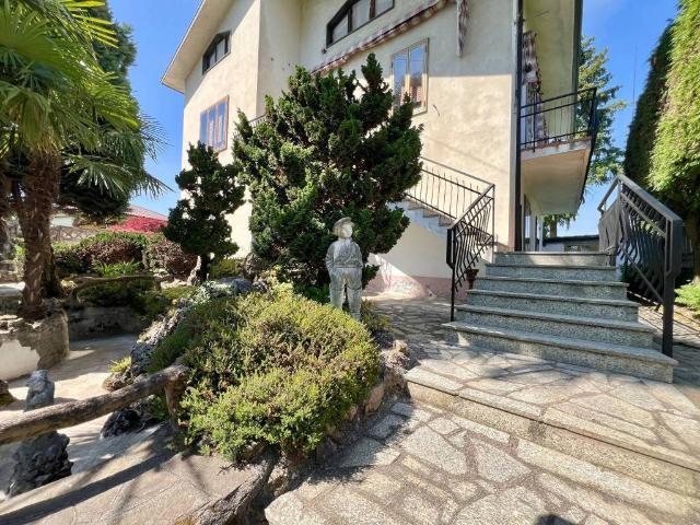 Villa Indipendente in vendita a Turate, Lombardia