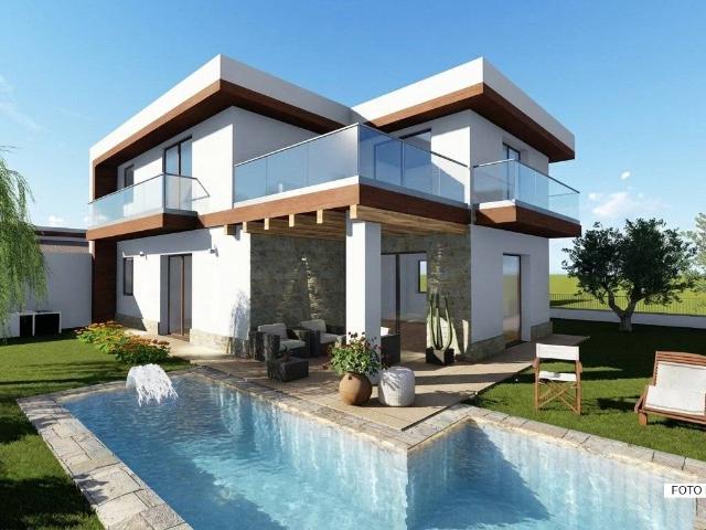 Villa Indipendente in vendita a Turate, Lombardia