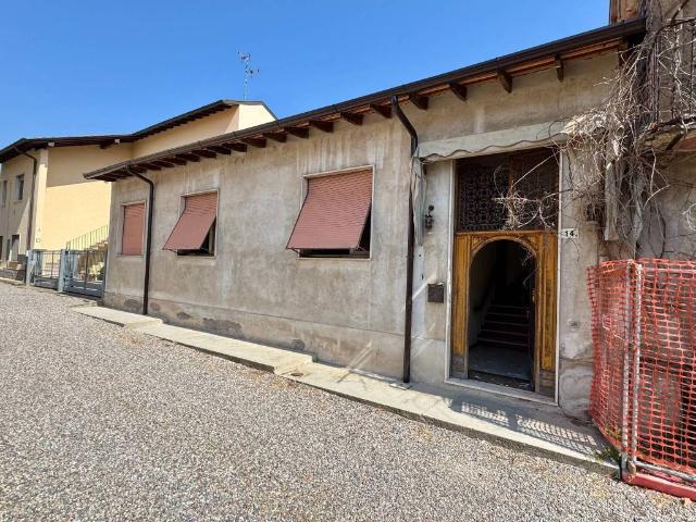 Villa Indipendente in vendita a Turate, Lombardia