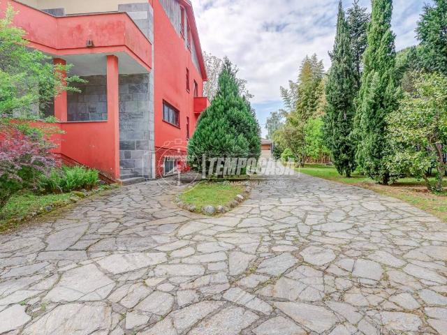 Villa Indipendente in vendita a Montagnone, Turbigo