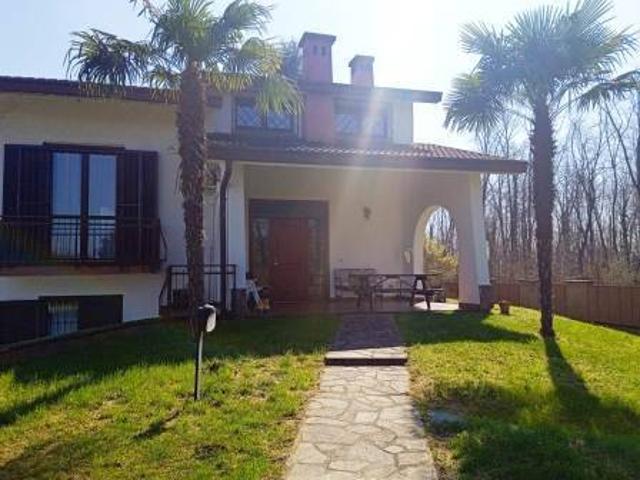 Villa Indipendente in vendita a Turbigo, Lombardia