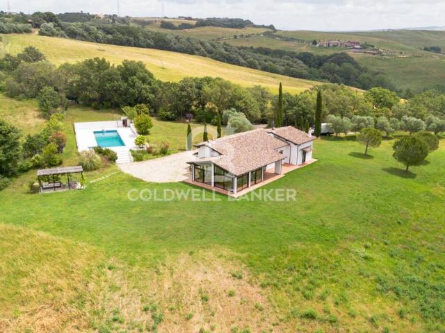 Villa Indipendente in vendita a Tarquinia, Lazio