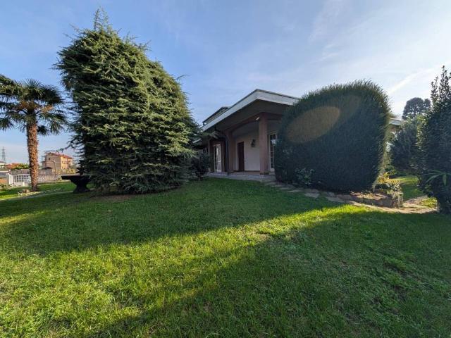 Villa Indipendente in vendita a Lazzaretto, Uboldo