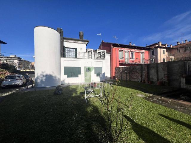 Villa Indipendente in vendita a Partidor, Reana Del Roiale