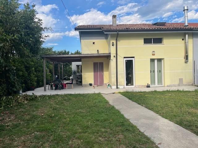 Villa Indipendente in vendita a Casali Osellin, Reana Del Roiale