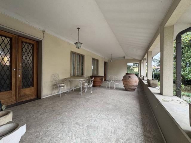Villa Indipendente in vendita a Cormôr Alto, Reana Del Roiale