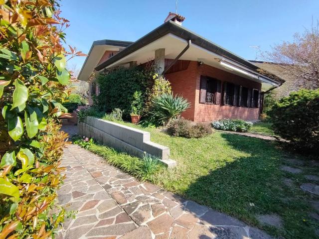 Villa Indipendente in vendita a Casali Osellin, Reana Del Roiale