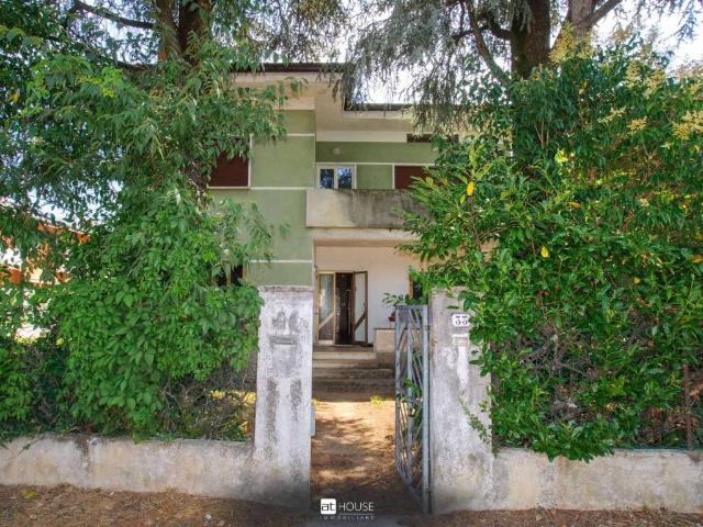 Villa Indipendente in vendita a Paderno, Reana Del Roiale
