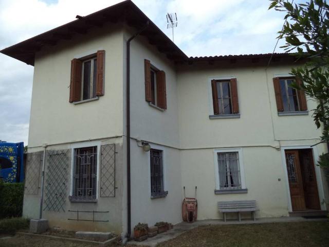 Villa Indipendente in vendita a Reana Del Roiale, Friuli-Venezia Giulia