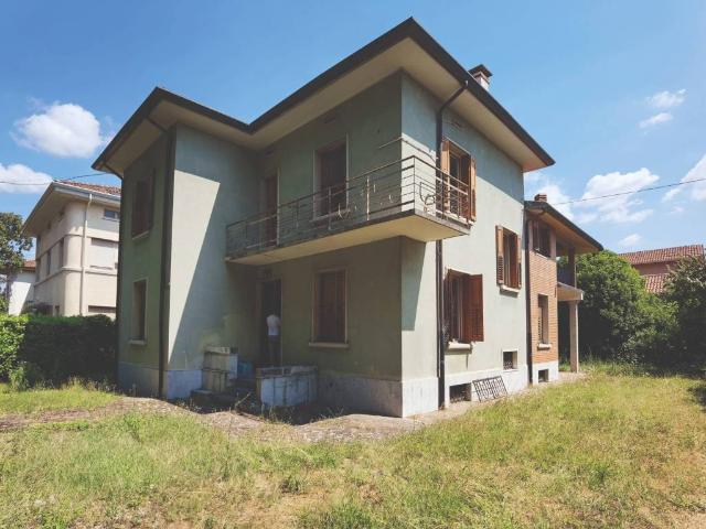 Villa Indipendente in vendita a San Marco, Reana Del Roiale