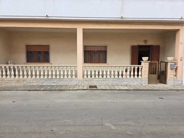 Villa Indipendente in vendita a Puglia, Lecce