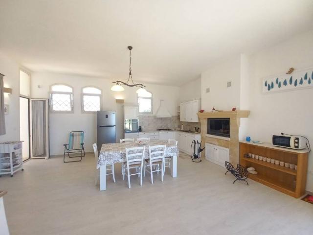 Villa Indipendente in vendita a Torre San Giovanni, Ugento