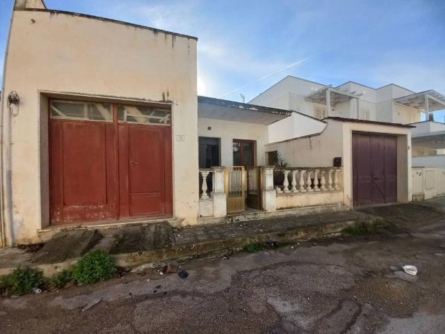 Villa Indipendente in vendita a Torre San Giovanni, Ugento