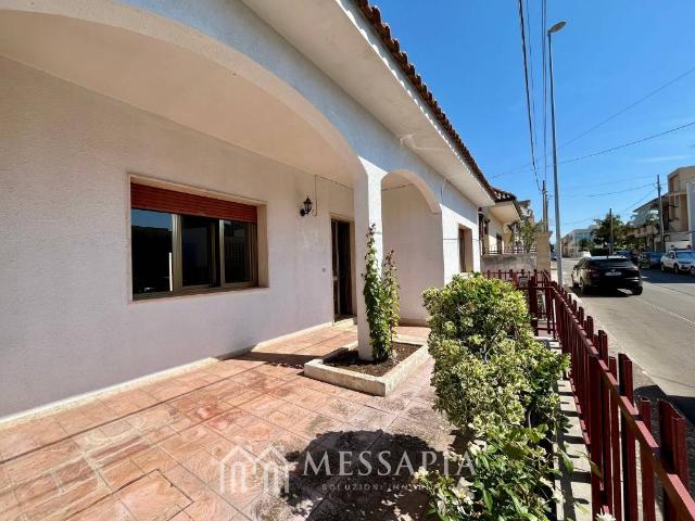 Villa Indipendente in vendita a Puglia, Lecce