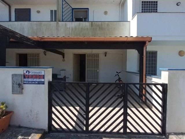 Villa Indipendente in vendita a Torre San Giovanni, Ugento
