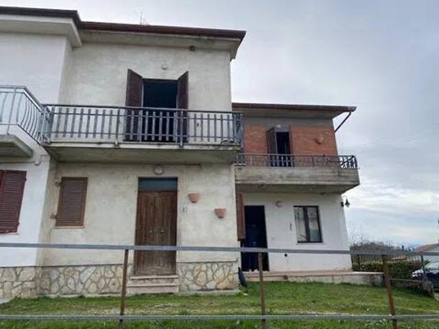 Villa Indipendente in vendita a Umbertide, Umbria