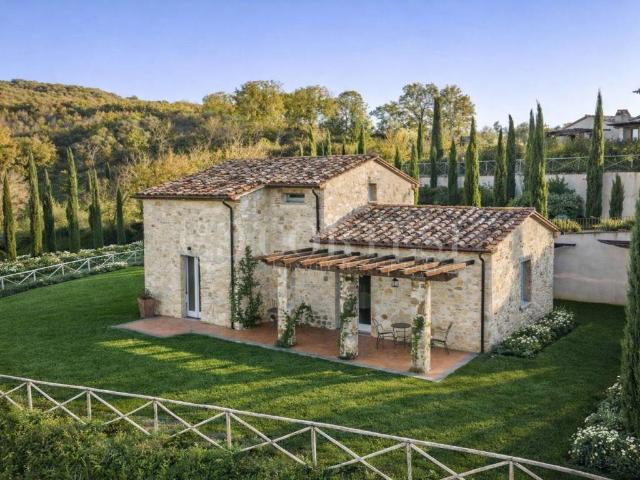 Villa Indipendente in vendita a Umbertide, Umbria