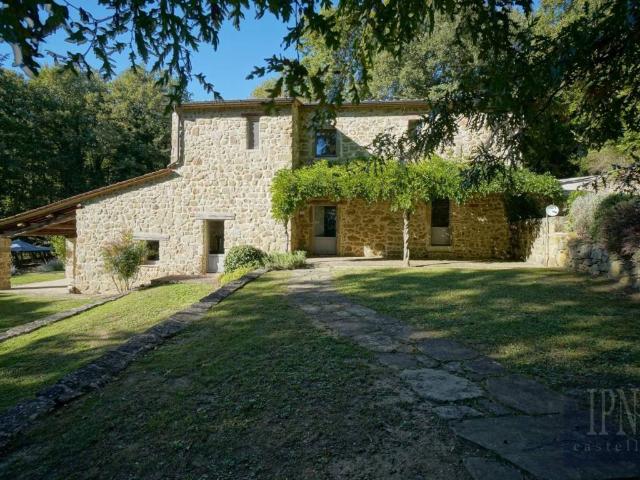 Villa Indipendente in vendita a Umbertide, Umbria