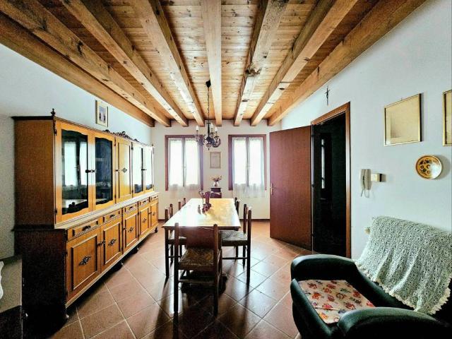 Villa Indipendente in vendita a Urbana, Veneto