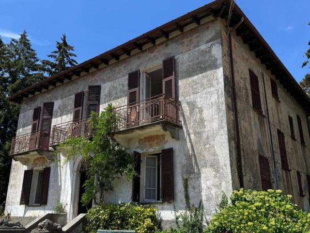 Villa Indipendente in vendita a Urbe, Liguria