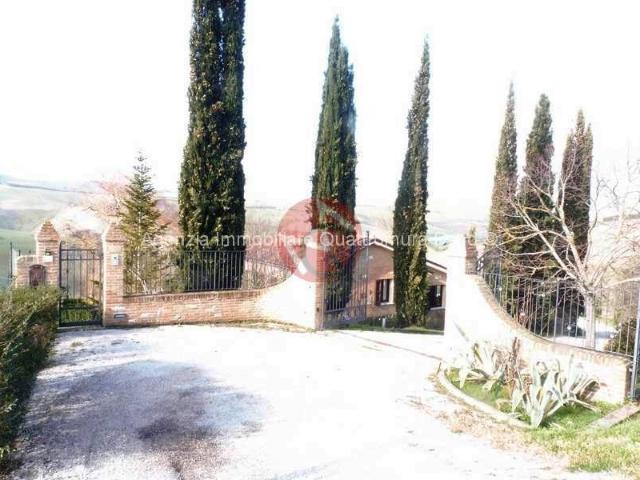 Villa Indipendente in vendita a La Torre, Marche
