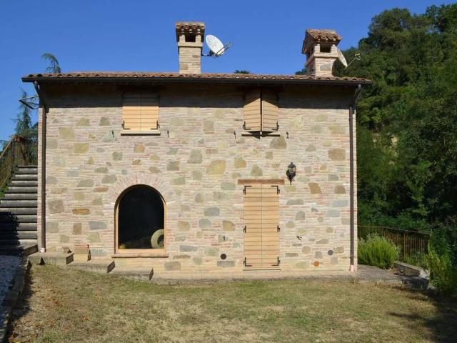 Villa Indipendente in vendita a Marche, Pesaro E Urbino